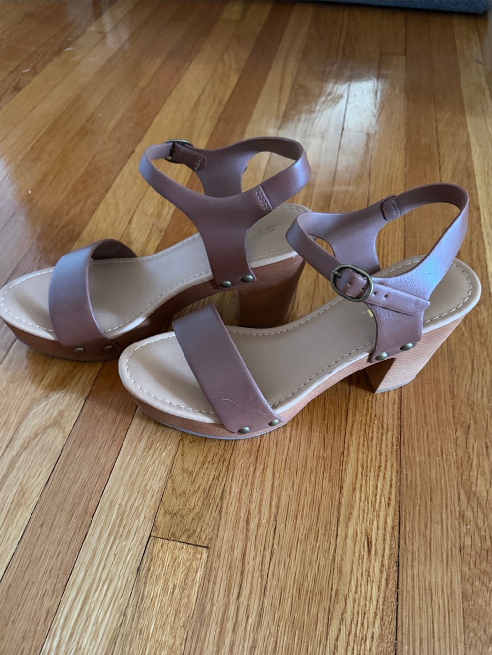 Soda Ankle-Strap Wedge Sandals - Mauve Taupe